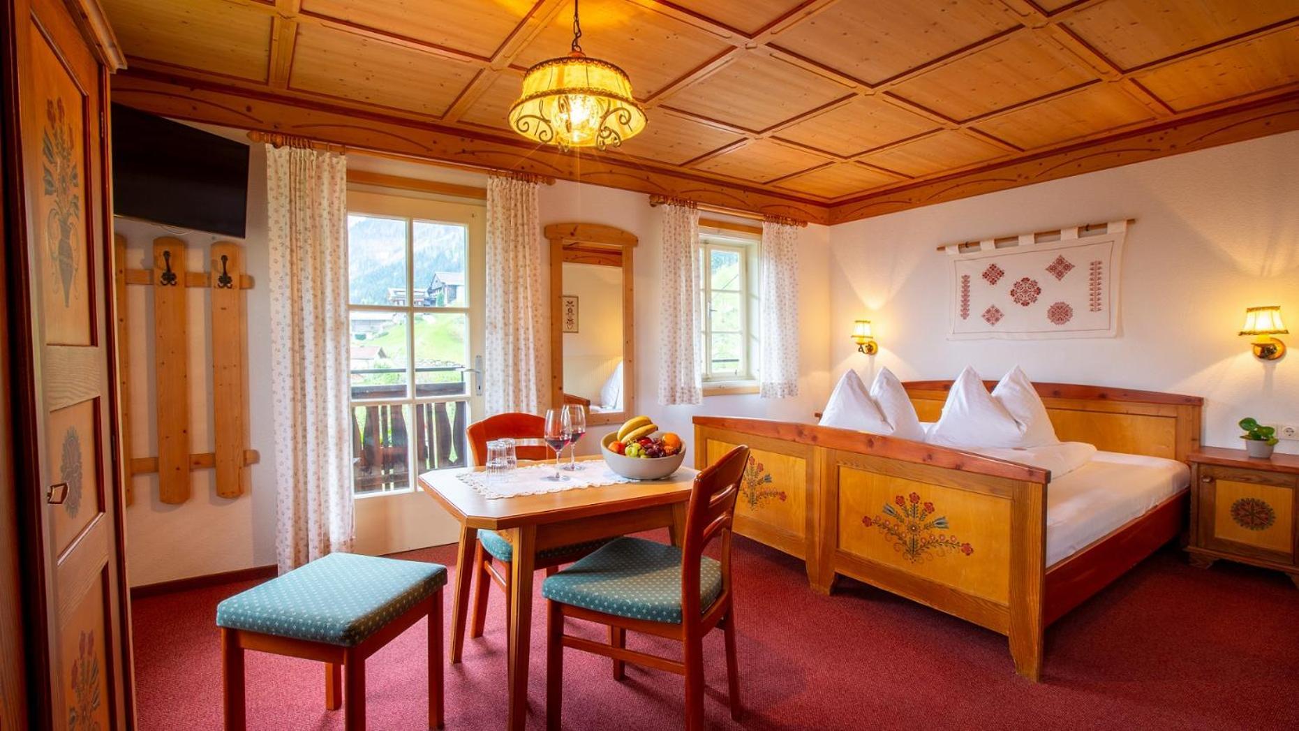 Berggasthof - Pension Lahnerhof Liesing エクステリア 写真